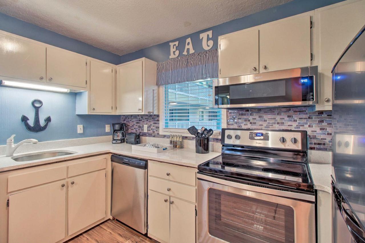 Resort Perks Hh Island Condo With Beach Access! Hilton Head Island Bagian luar foto